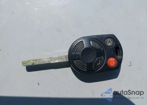 2015 Ford Focus S from USA, damaged, VIN 1FADP3E29FL304658